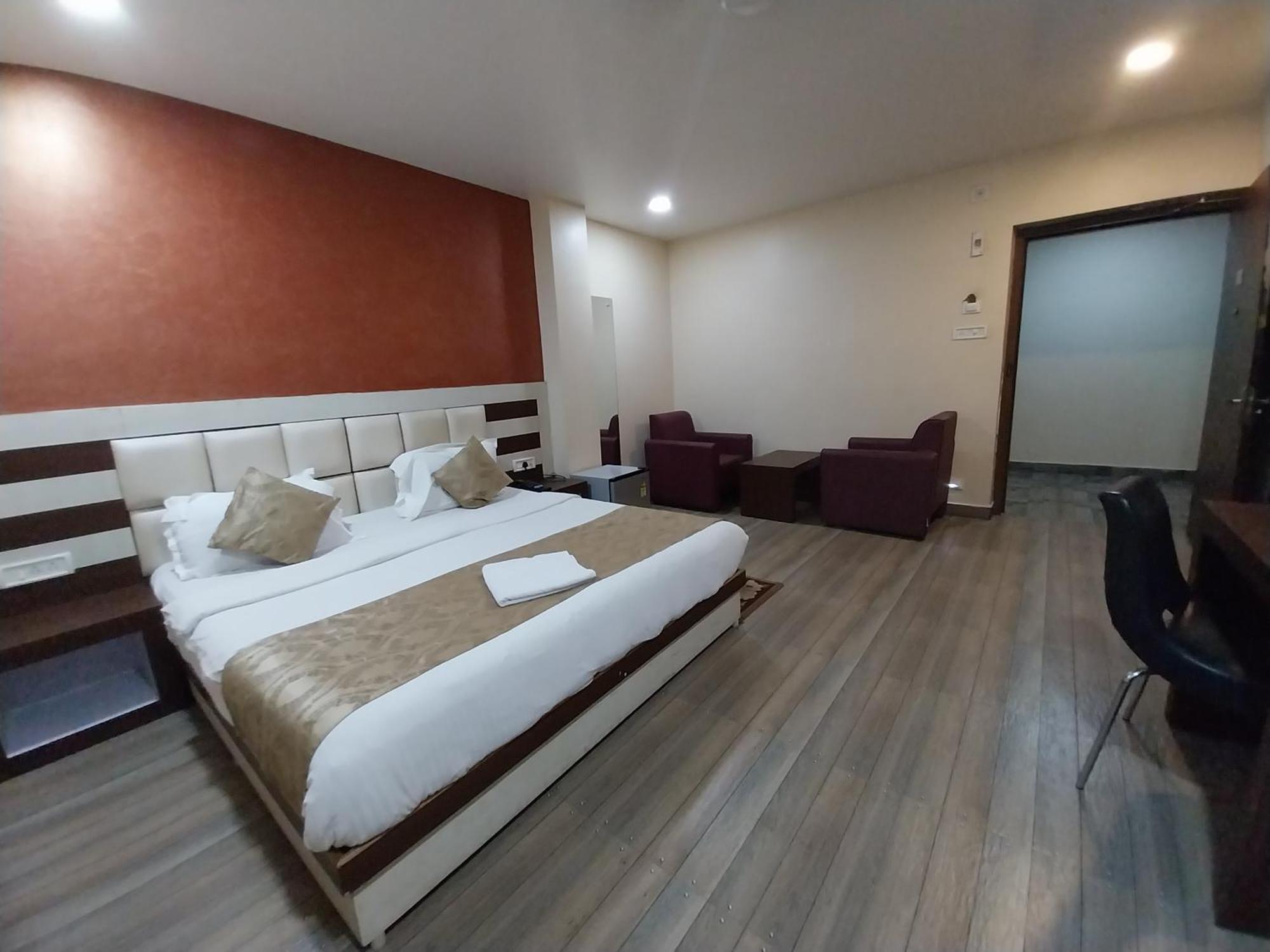 Hotel Paradise Convention 布巴内什瓦尔 外观 照片